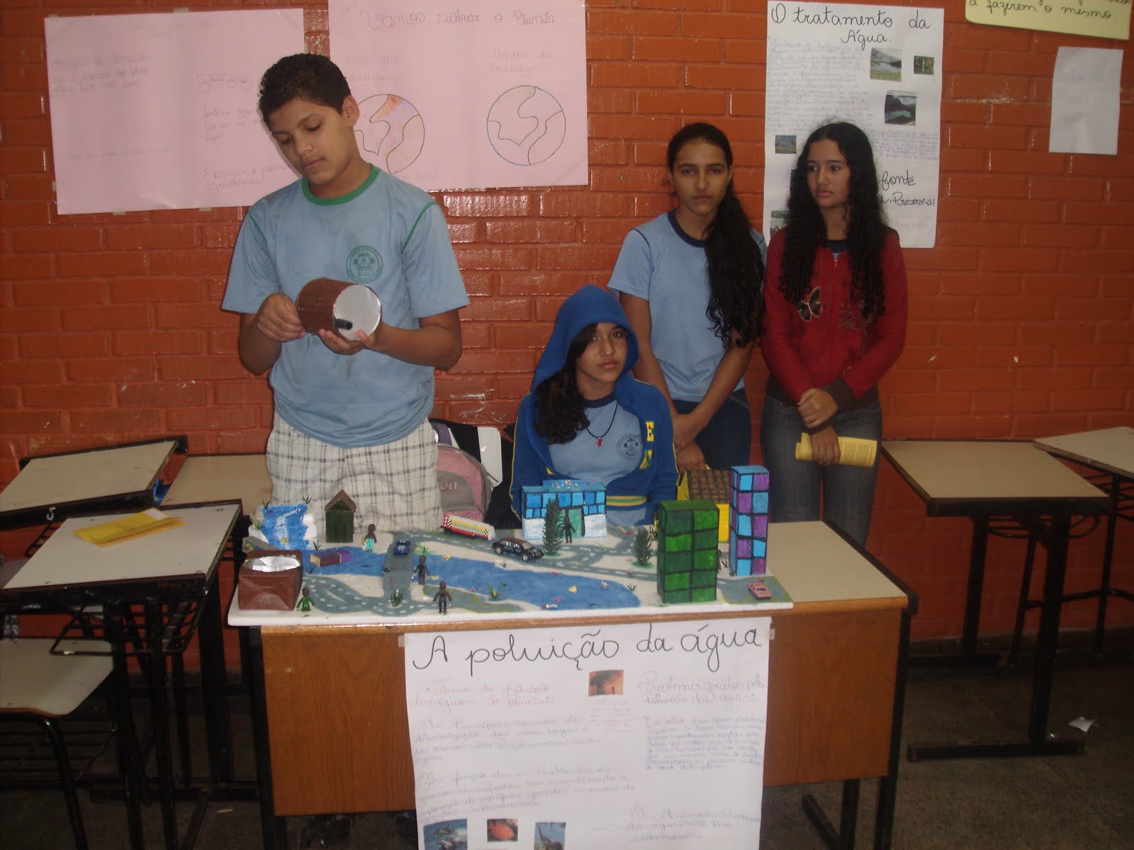 Sala de Informática: Feira de Ciências e Matemática