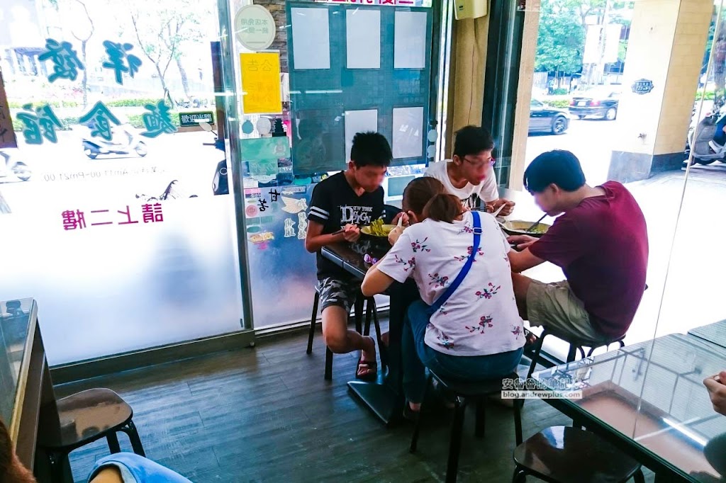 板橋車站麵店,板橋大遠百麵店,板橋大遠百附近小吃,祥發養生蔬菜排骨麵