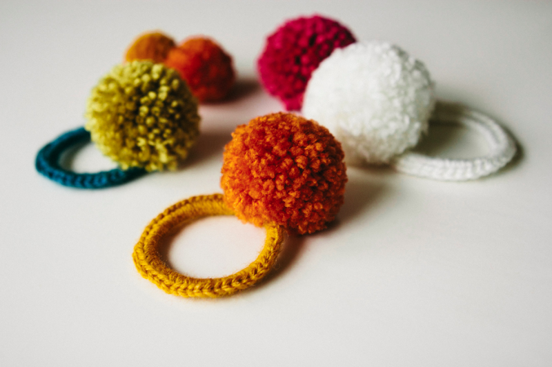 http://rebekahgough.blogspot.com/2013/11/make-something-monday-crocheted-pom-pom.html
