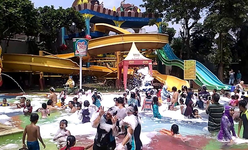 Harga Tiket Kolam Renang Citra Garden Waterpark Sidoarjo Wisata Tempatku