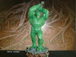 Coleção Marvel Figurine - Brinde