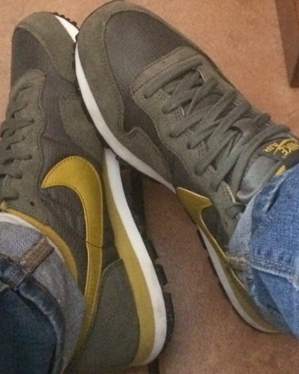 zapatillas nike color verde militar