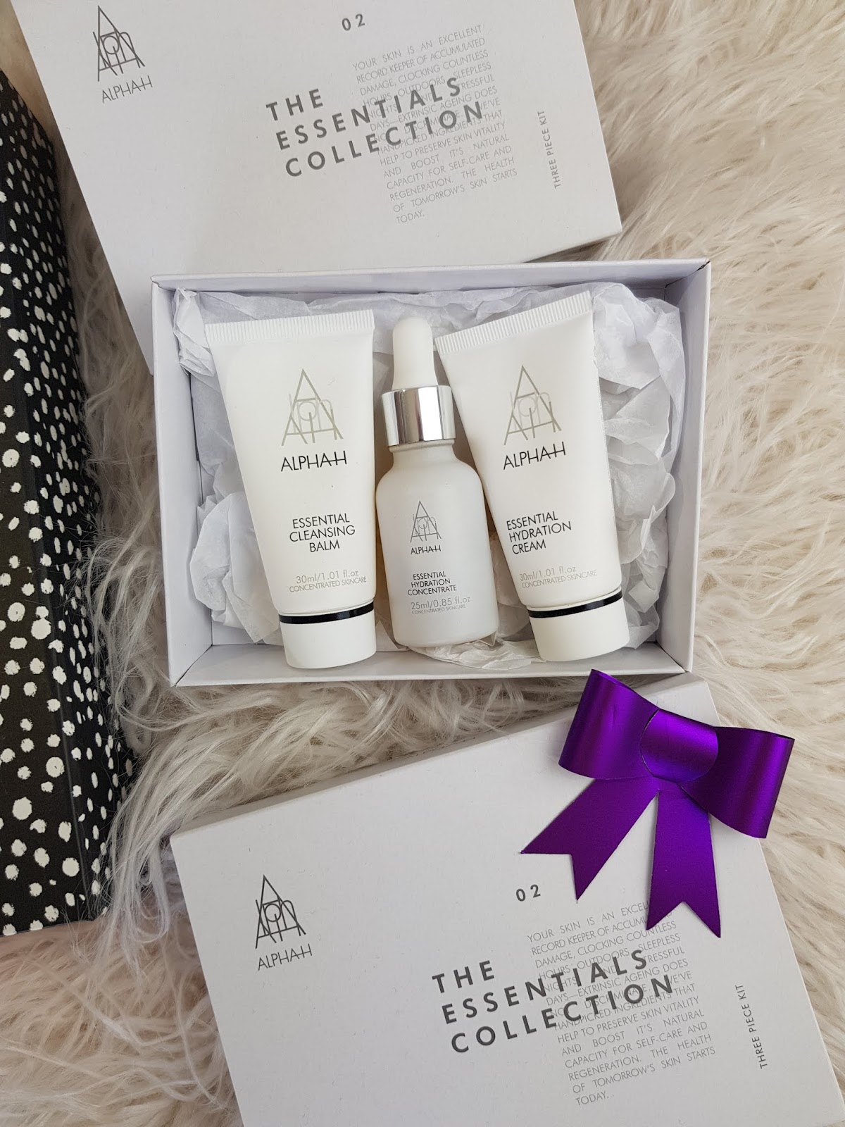 Alpha H The Essentials Collection Gift Set From Cosmetics Online Ireland Alpha H The Essentials Collection Gift Set From Cosmetics Online Ireland