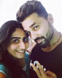 Murali Vijay, Biography, Profile, Age, Biodata, Family , Wife, Son, Daughter, Father, Mother, Children, Marriage Photos. 
