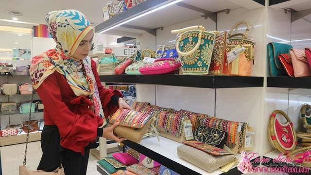 Diskaun Sehingga 70% di LuLu Hypermarket Sempena Perayaan Deepavali Diskaun Sehingga 70% di LuLu Hypermarket Sempena Perayaan Deepavali