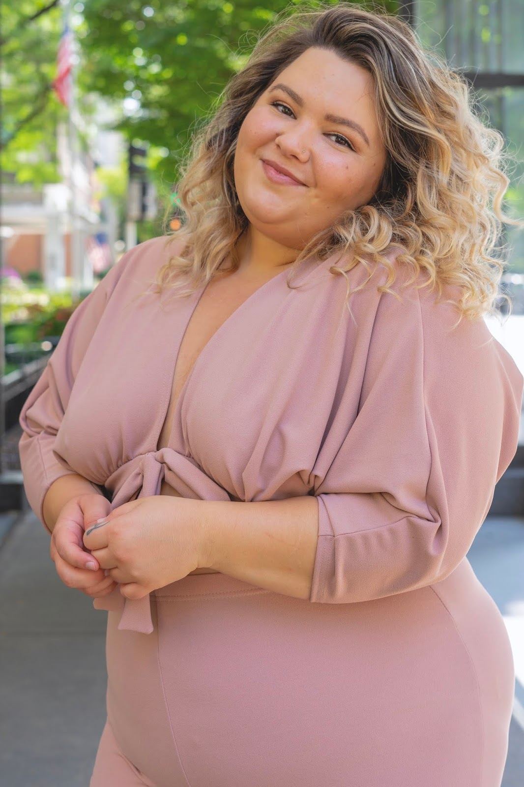 Chicago fashion blogger, Chicago plus size fashion blogger, natalie Craig, natalie in the city, plus size fashion, Chicago fashion, plus size fashion blogger, eff your beauty standards, fatshion, skorch magazine, Chicago model, plus size model, plus size petite, affordable plus size clothing, embrace your curves, plus model magazine, petite plus size, pretty little thing, plt, pretty little thing plus sizes, batwing jumpsuit, plus size jumpsuits