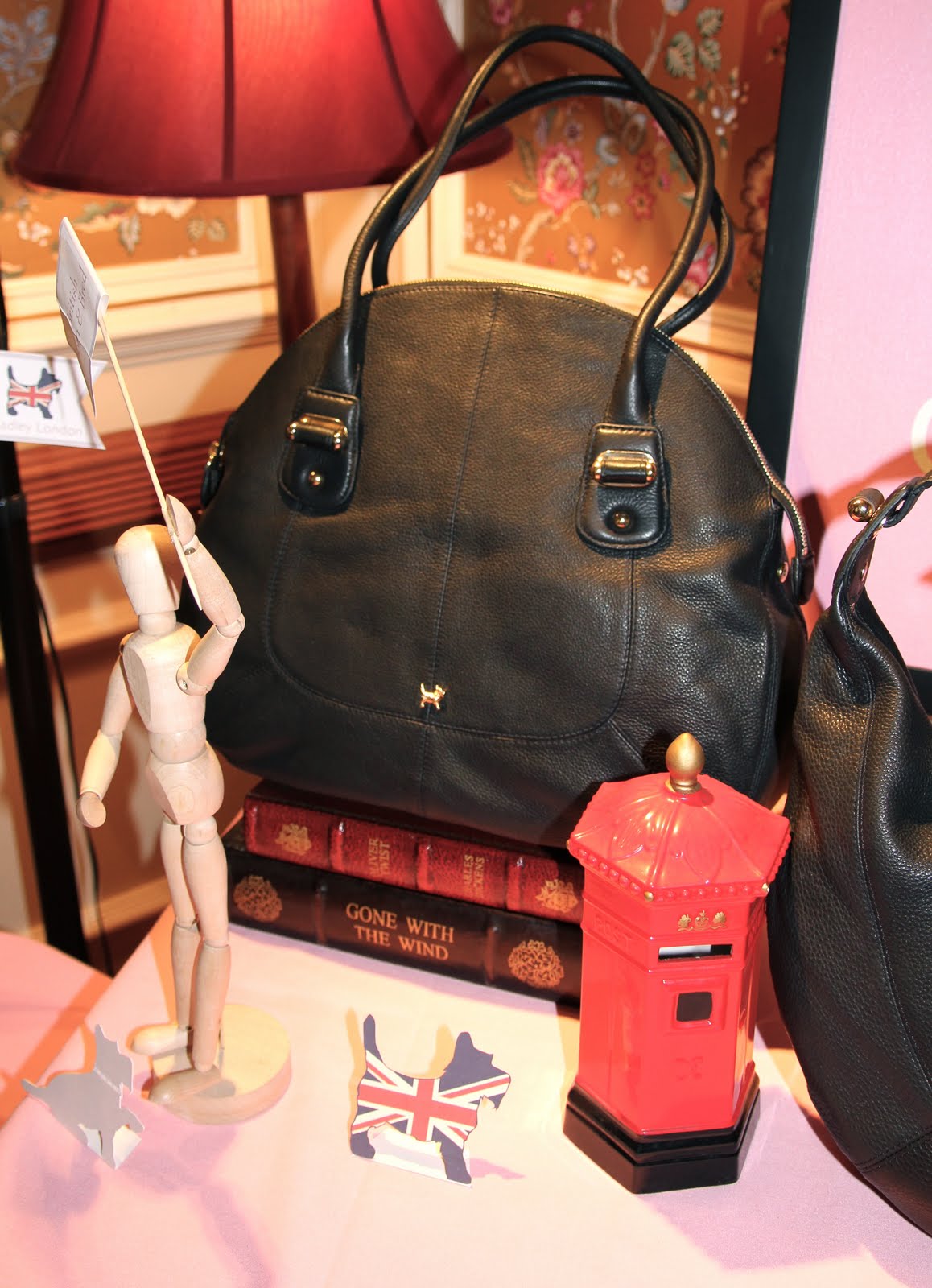 Betsey Johnson French Fries Pink Purse Bag Crossbody Handbag Clutch Gold  Black