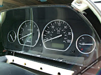 Rover 25 with chrome instrument cluster dial rings