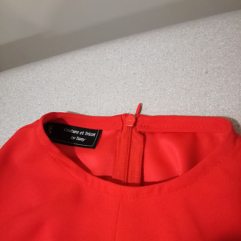 Second take on V1525: A red Rebecca Vallance pant suit!