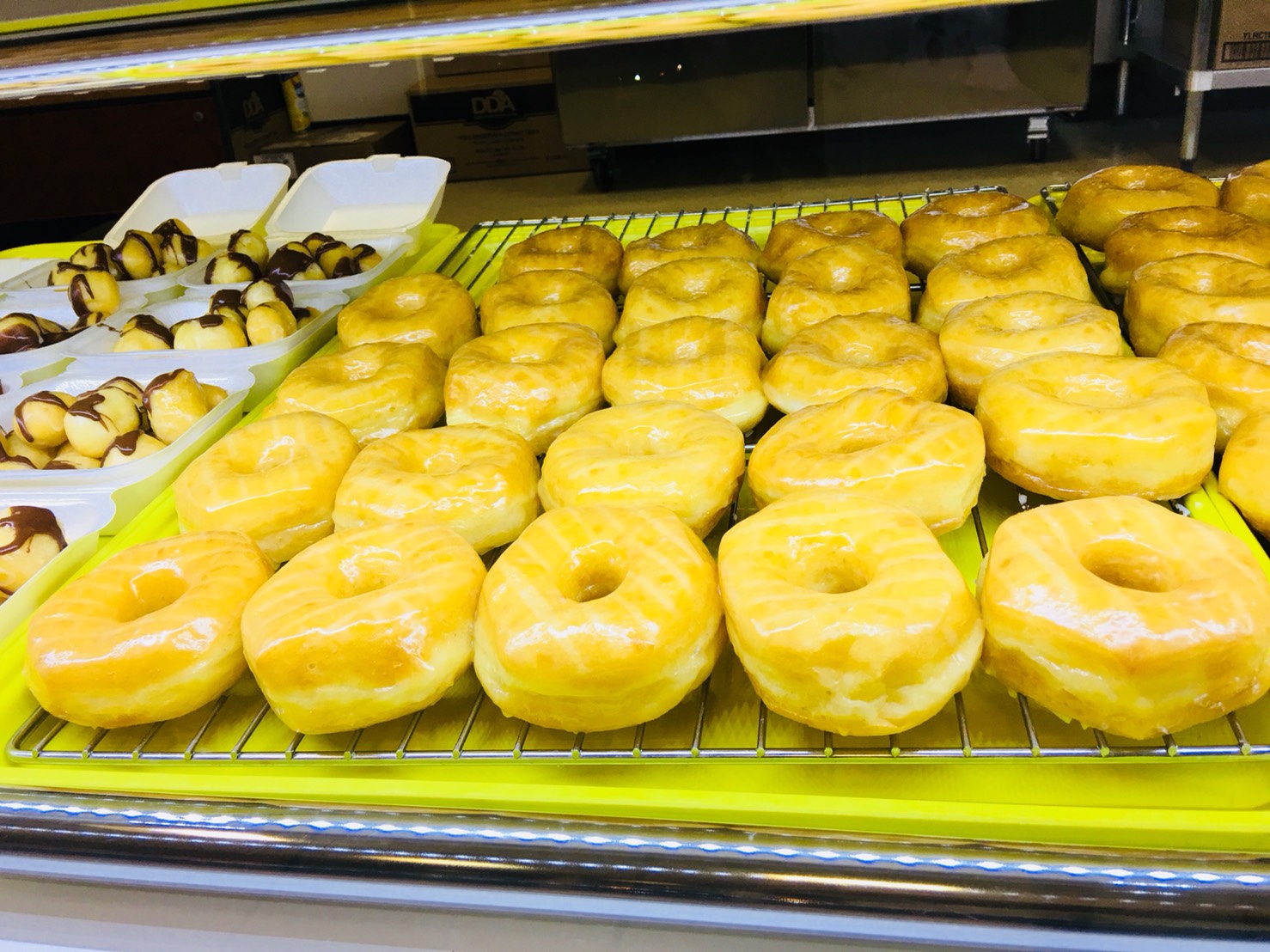 DONUTS OUR REAL BREAKFAST SWEET GLAZED DONUT