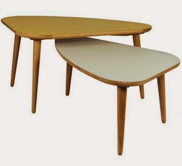 Oval table: a very inspiring piece of furniture!