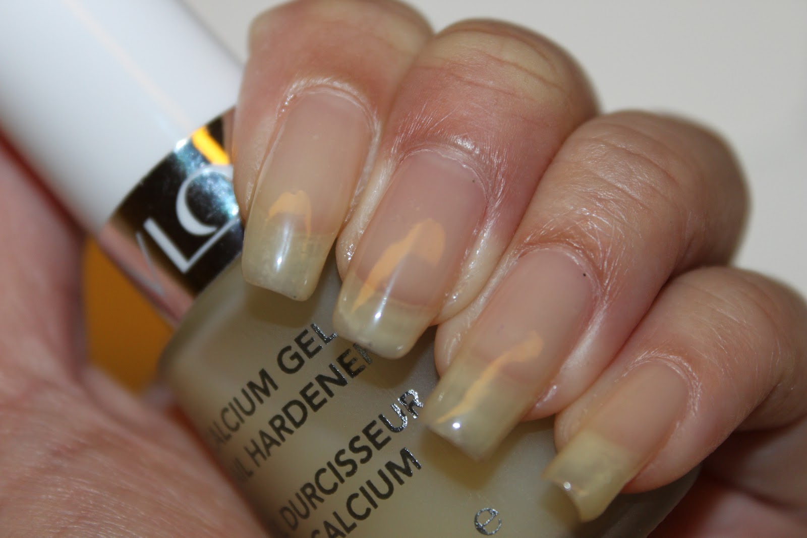 Kaiser's Wardrobe [Revlon] Calcium Gel Nail Hardener