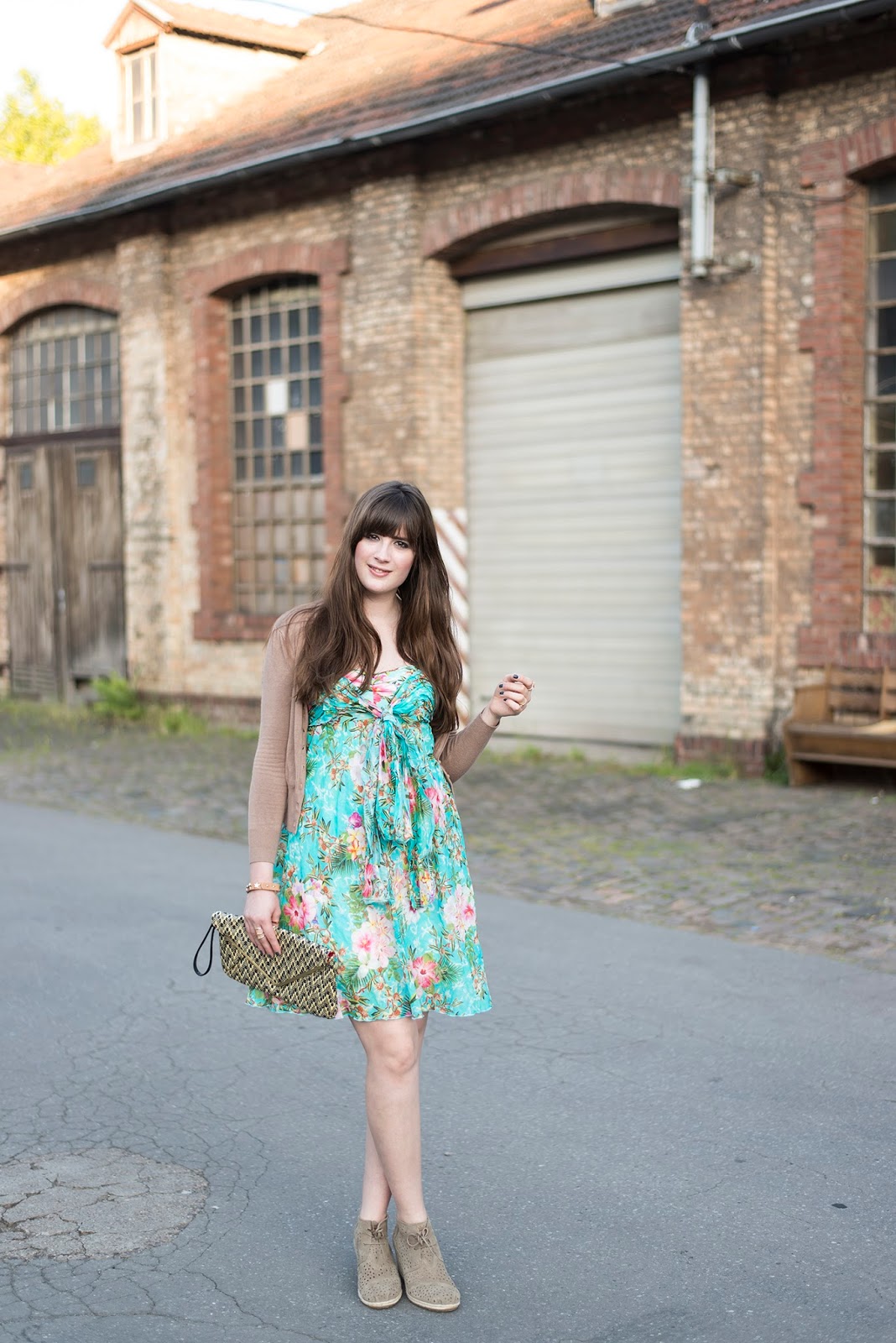 andysparkles outfit toms wedges european culture primark clutch