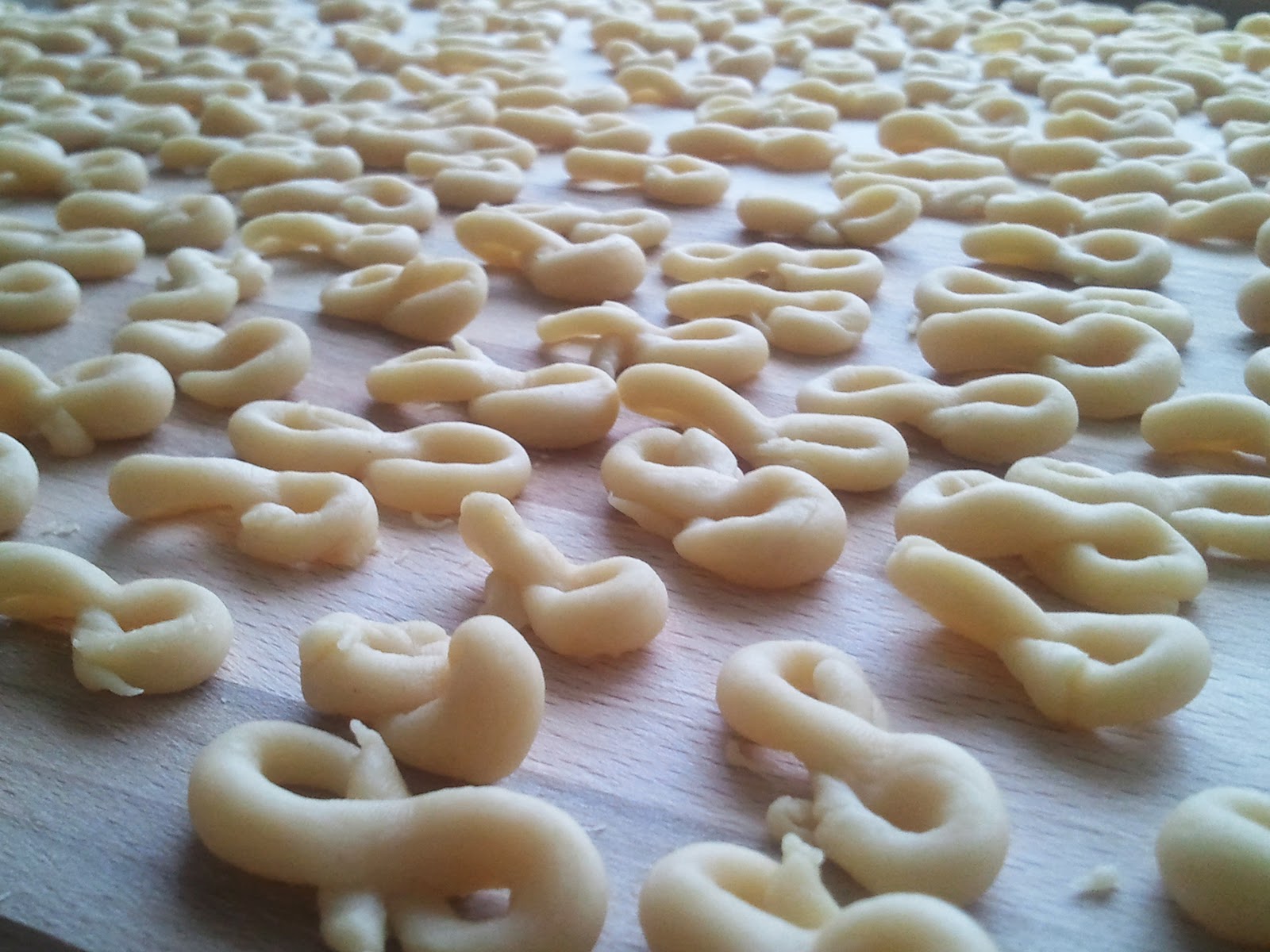 Miri&amp;#39;s Kitchen: Unendliche Nudeln mit Walnusspesto