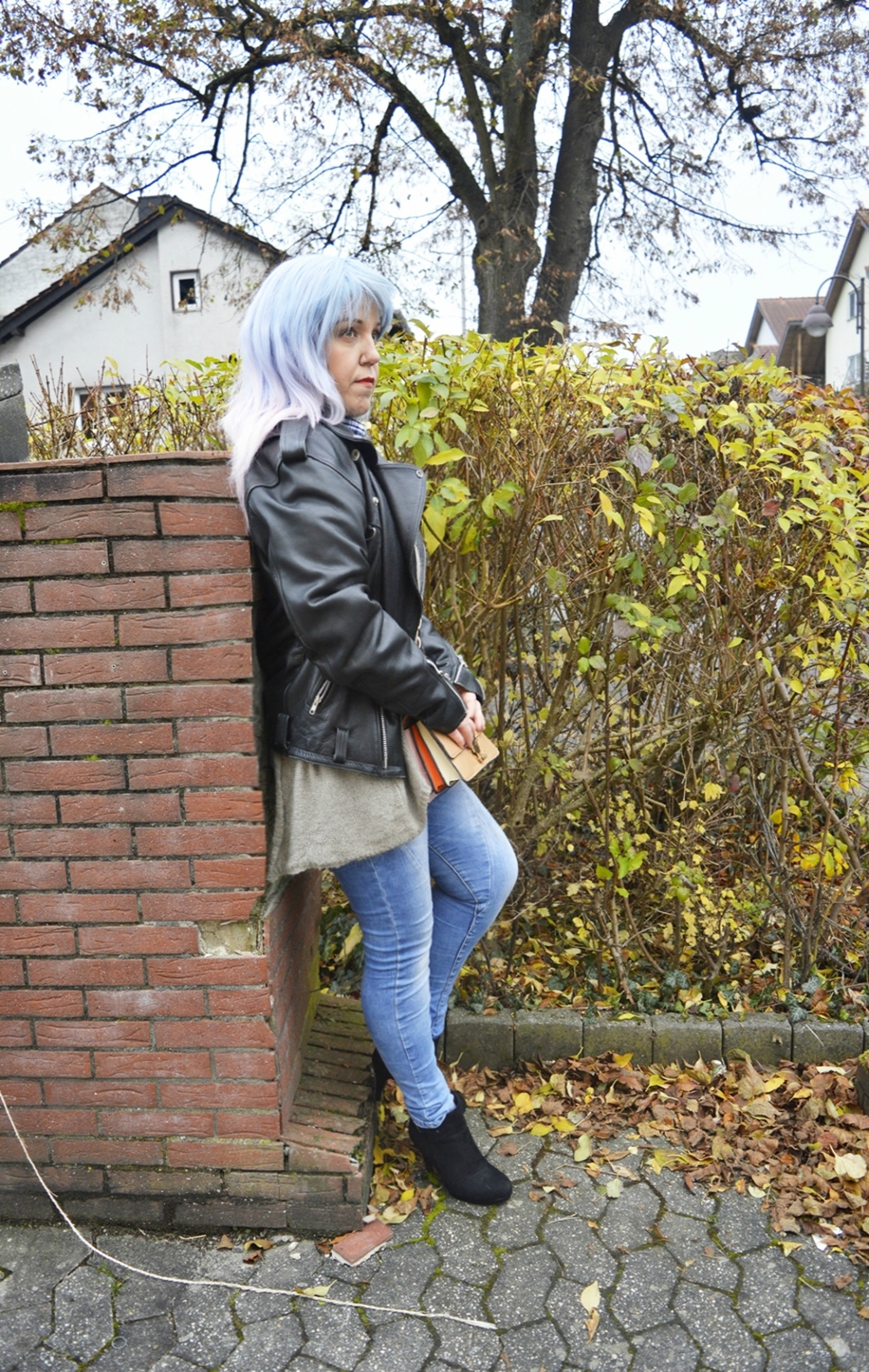 Black Leather Biker Jacket Oversized - Streetstyle im Winter