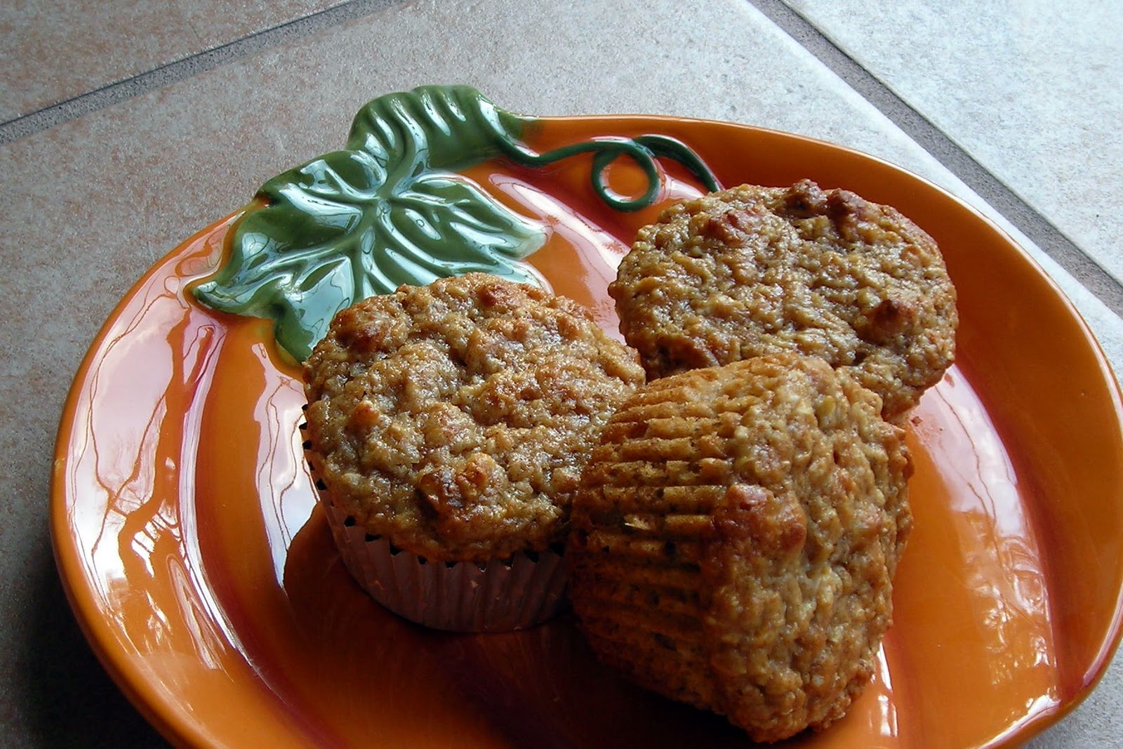 She Who Makes Applesauce Oats & Yogurt Muffins