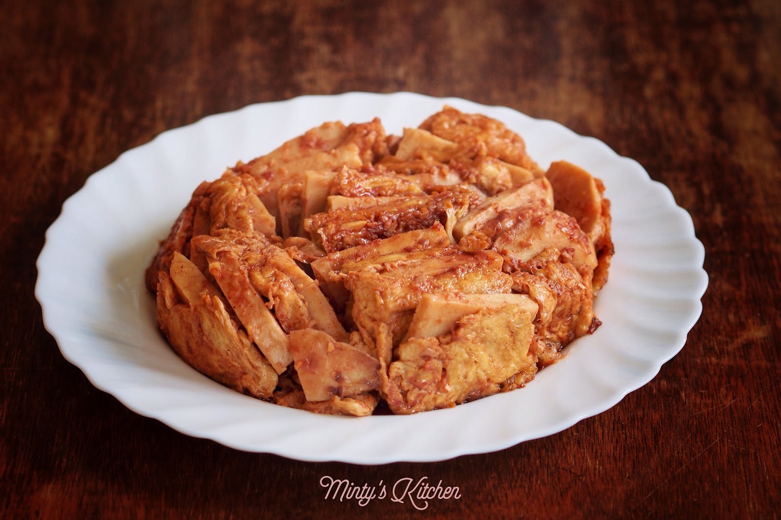 Minty's Kitchen Vegetarian Braised Yam and Bean Curd Skin (豆包）