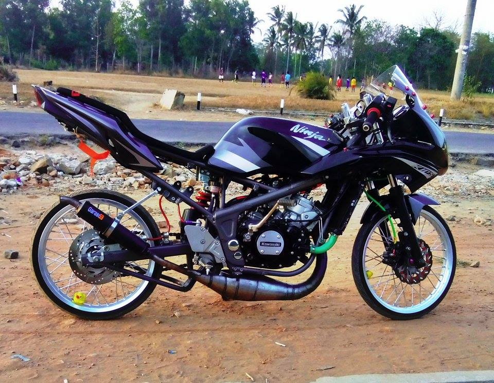 Ninja Rr Hitam Modifikasi - Pecinta Dunia Otomotif
