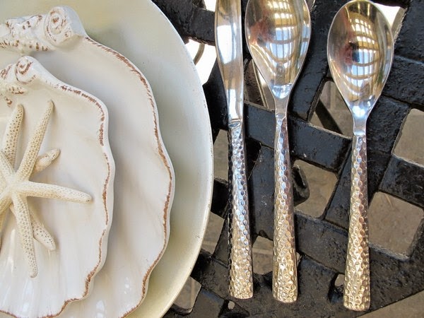 How to Create Nautical Dining