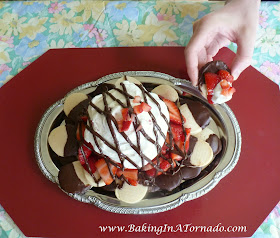 Strawberry Shortcake, Nacho Style | www.BakingInATornado.com | #recipe #dessert