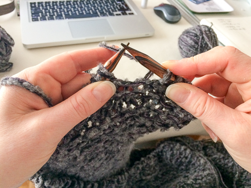 tricoter fil main gauche