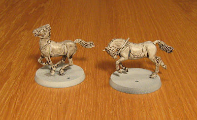 Kevin's Miniatures & Hobby Table: Tutorial: Painting Horses, 28mm