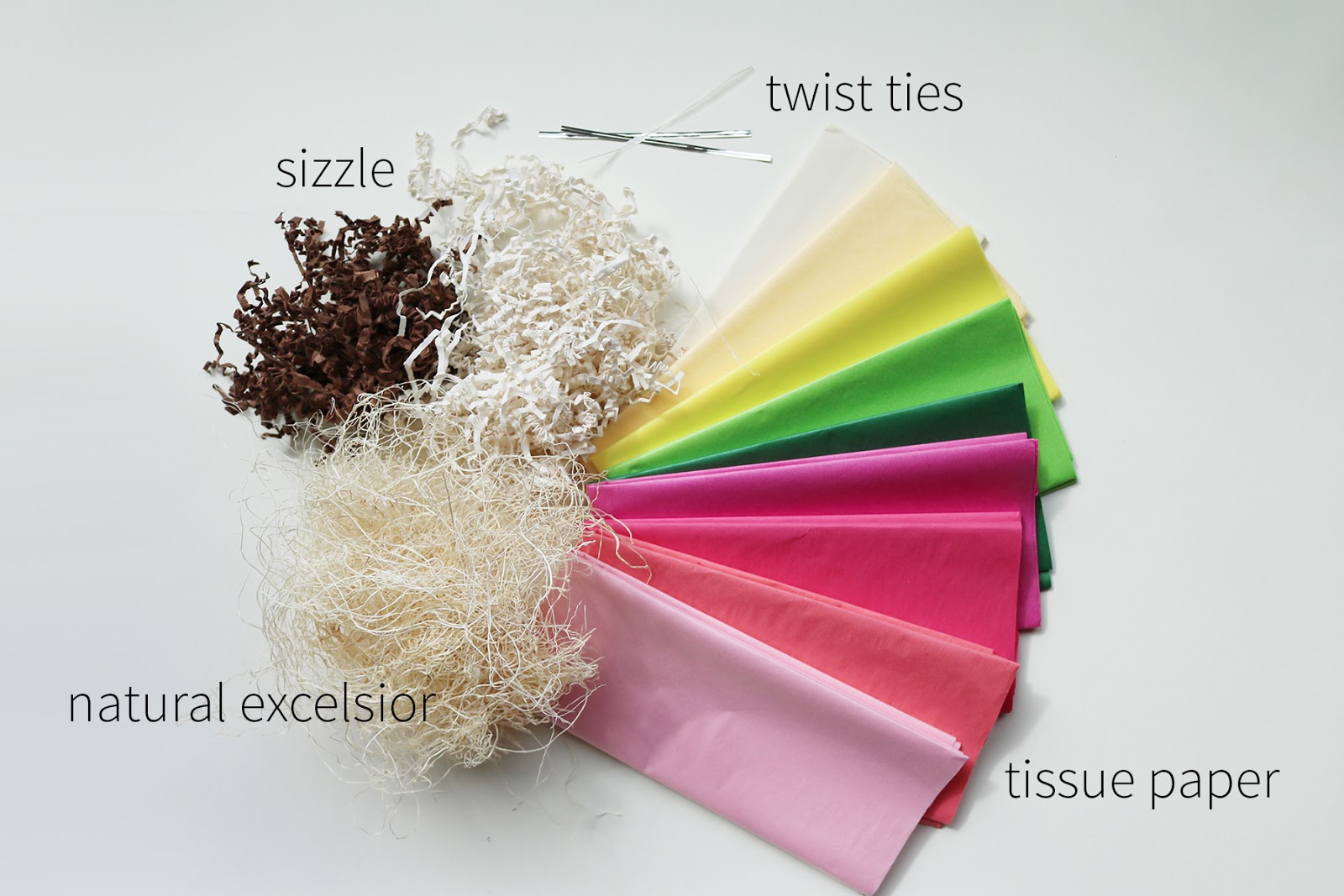 diy giant tissue paper flowers | Creative Bag