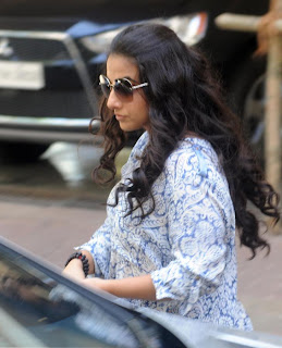 Ranbir Kapoor, Vidya Balan & Celbs at Sanjay Dutt's residence post the Supreme Court  verdict