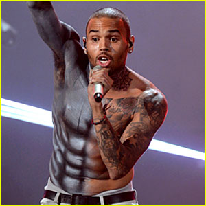 My FABE Music: Music Hunk: Chris Brown's Latest Shirtless Pics