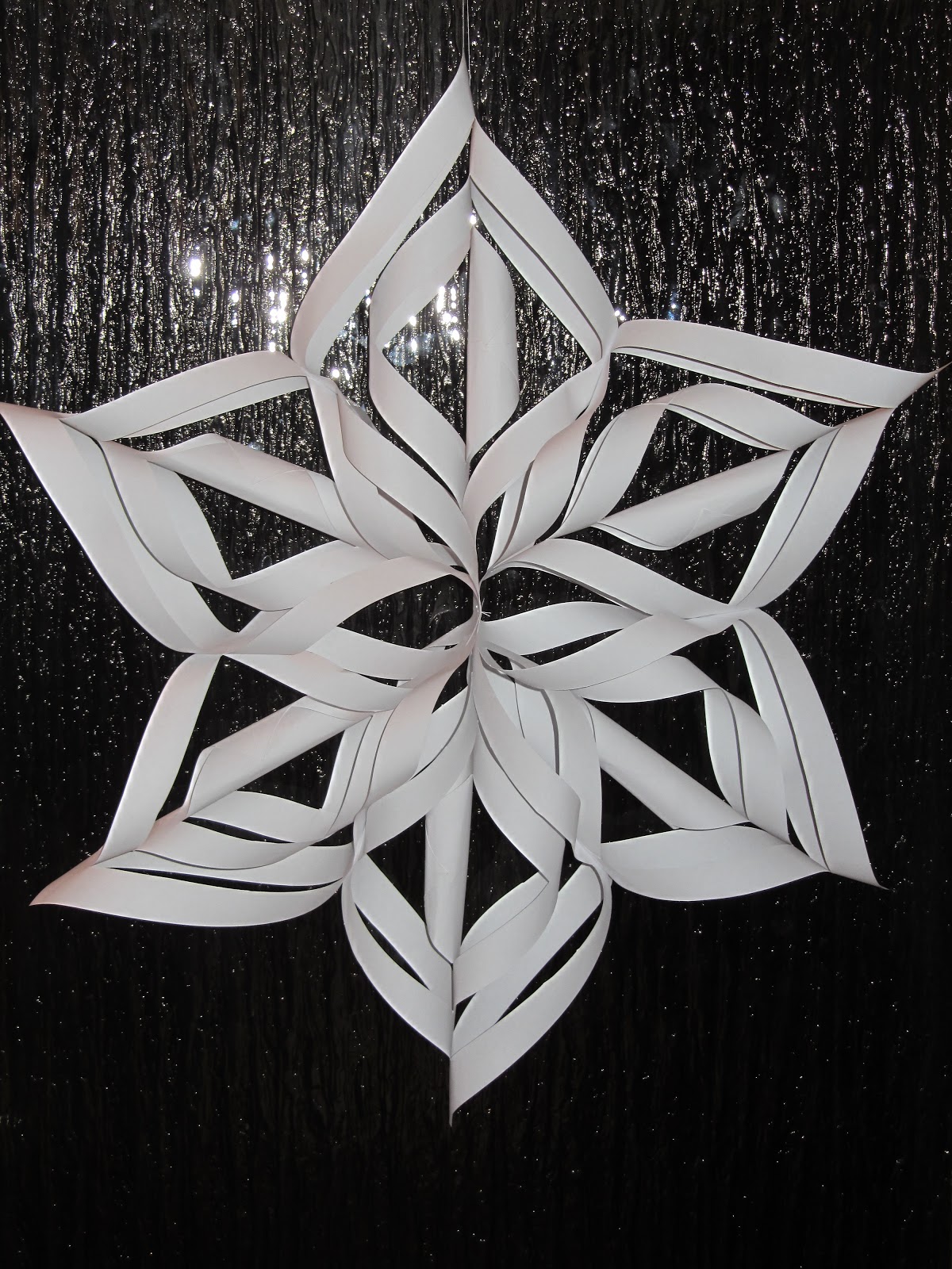 Kreativ oder Primitiv?: Weihnachtsstern aus Papier