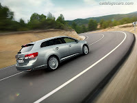 تويوتا افينسيس 2012