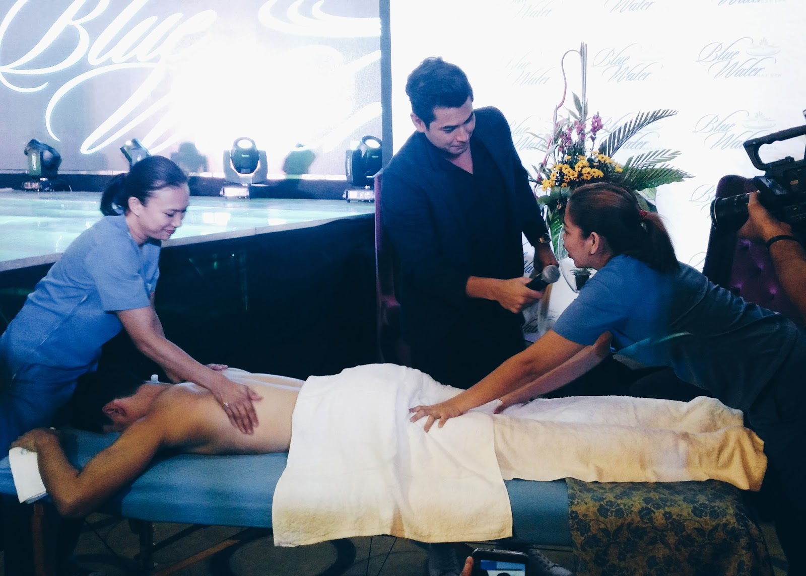 4 Hand Massage Video