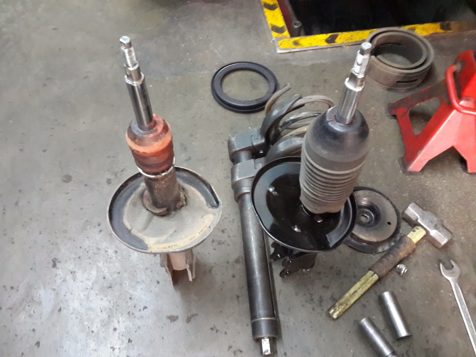 KIA SPECTRA KIA SPECTRA OFFER PACKAGE FULL KIT GENUINE SHOCKS ABSORBERS