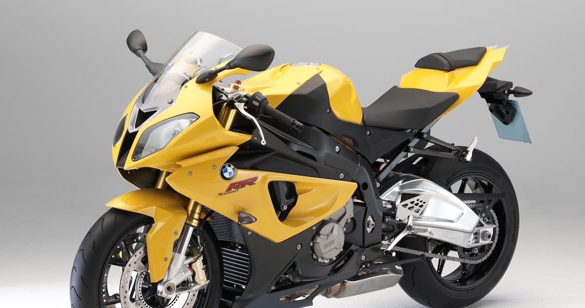 Yamaha r1300
