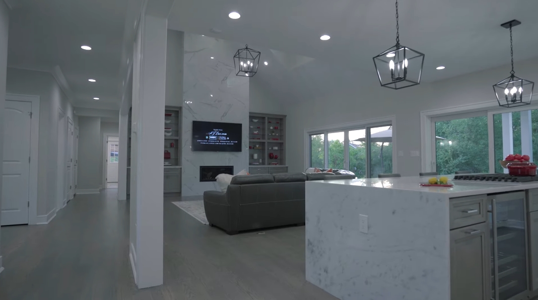 41 Interior Design Photos vs. 6 Minor Ct, Denville, NJ Luxury Home Tour