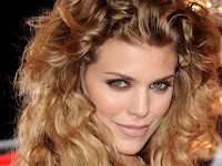 Quick And Easy Hairstyles For Thick Curly Hair Quick And Easy Hairstyles For Thick Curly Hair