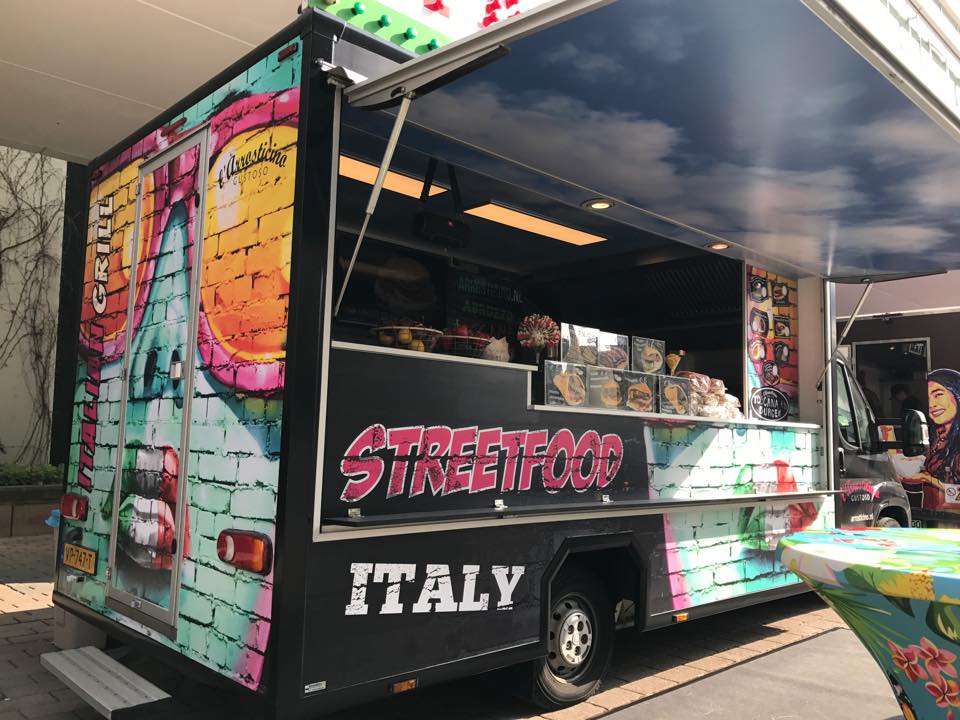 Italian Food Trucks Mobiele Catering Concepten met een Italiaans