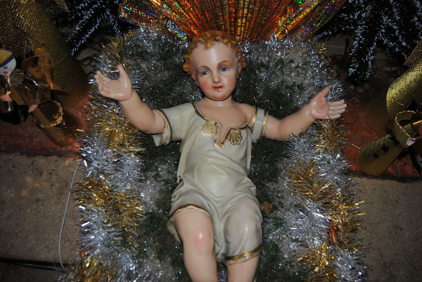 Orbis Catholicus Secundus Baby Jesus Statues in Italy