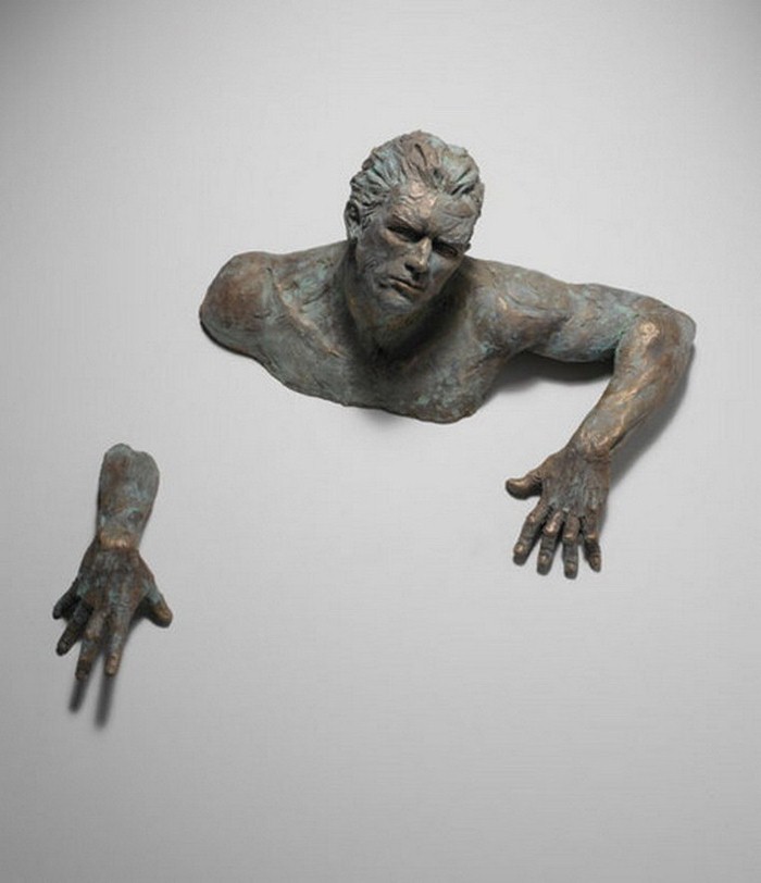 Люди в стене. Matteo Pugliese Matteo Pugliese