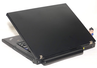 Laptop Lenovo ThinkPad T400 Second di Malang