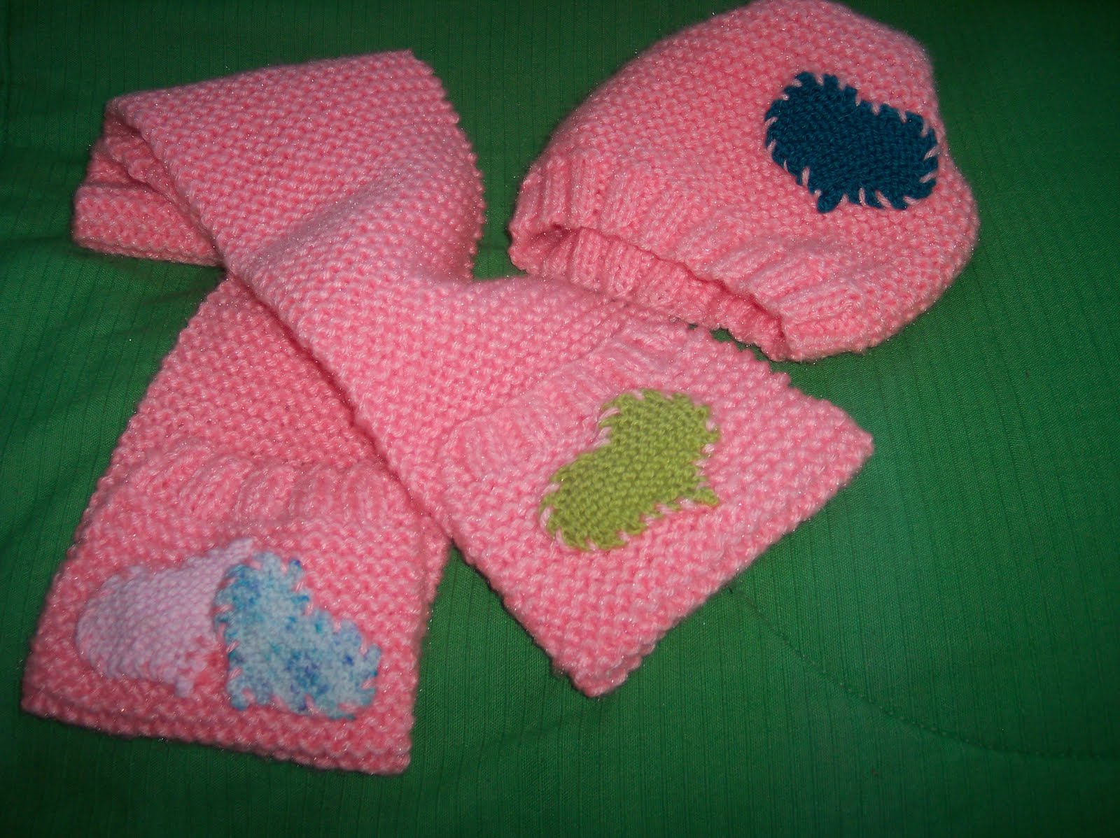 mini's knits and purls LITTLE GIRL POCKET SCARF AND HAT