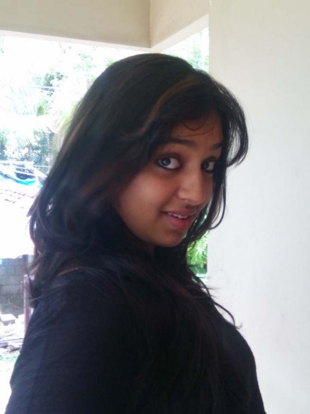 Actress Lakshmi Menon 2016 Latest Cute Selfie Gall