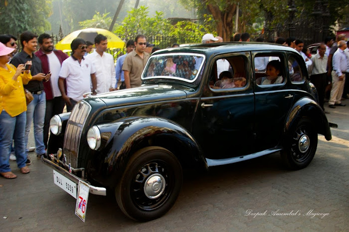 Mumbai Daily: Good old car