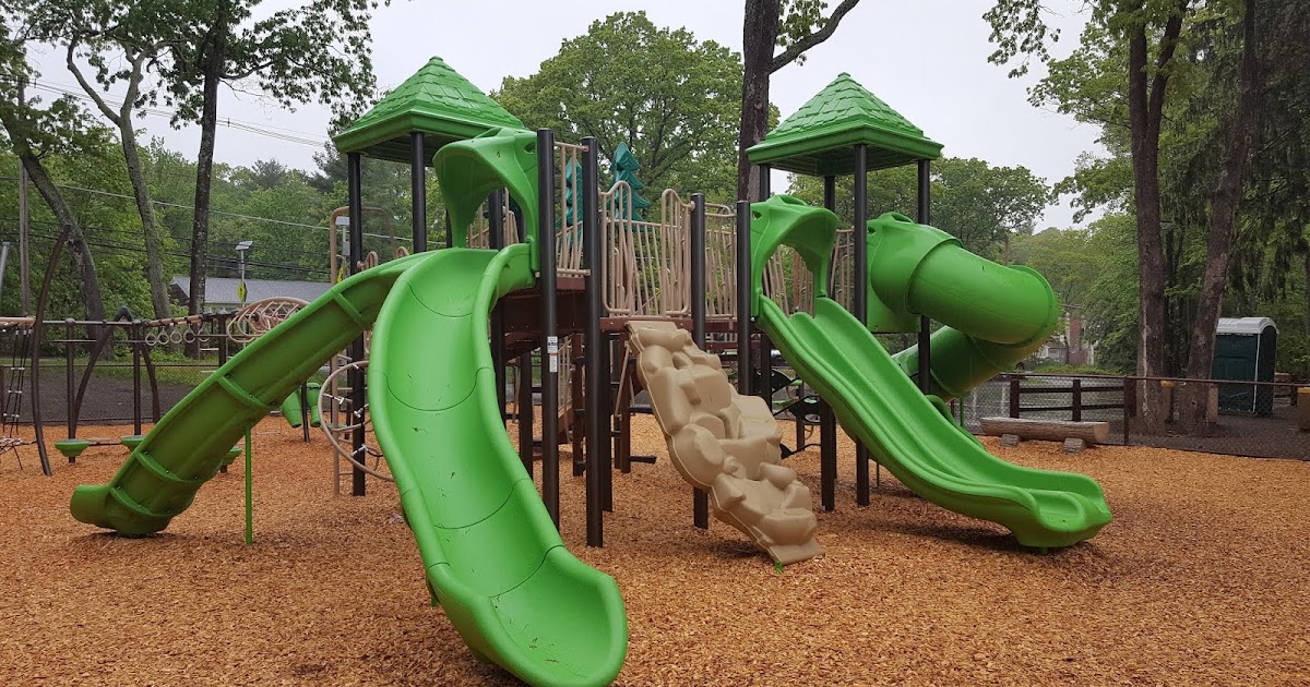 Franklin Matters DelCarte Conservation Area parking area and