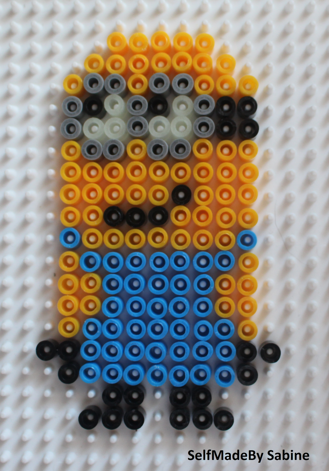 Die Minions Sind Los Bugelperlen Basteln Mit Kindern