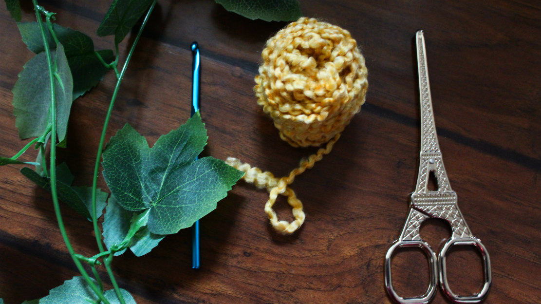 the dream crochet blog. Tutorial Tuesday Crochet Crown Ear Warmer. Free Crochet Pattern.