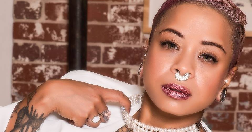 KeeperofStories: A look at Vic Marie