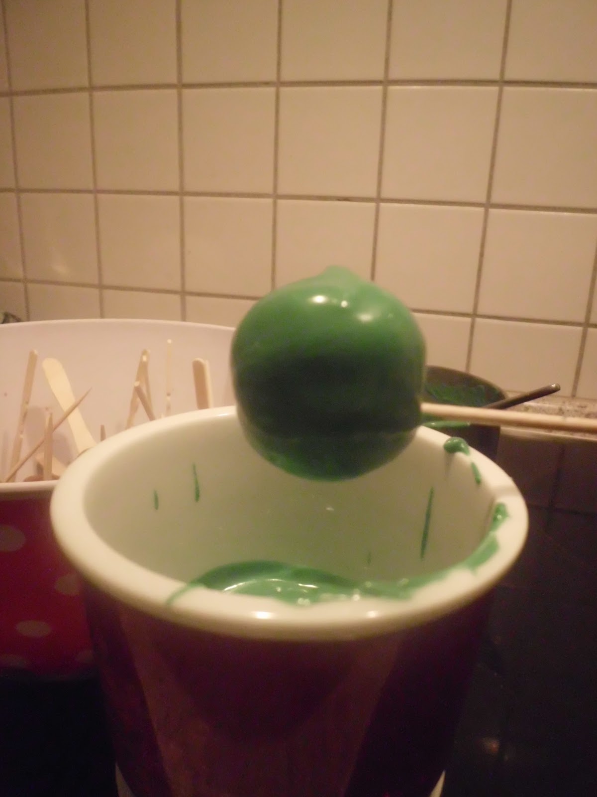 Sheeana schafft Süßes: Herstellung Cake-Pops Teil 2