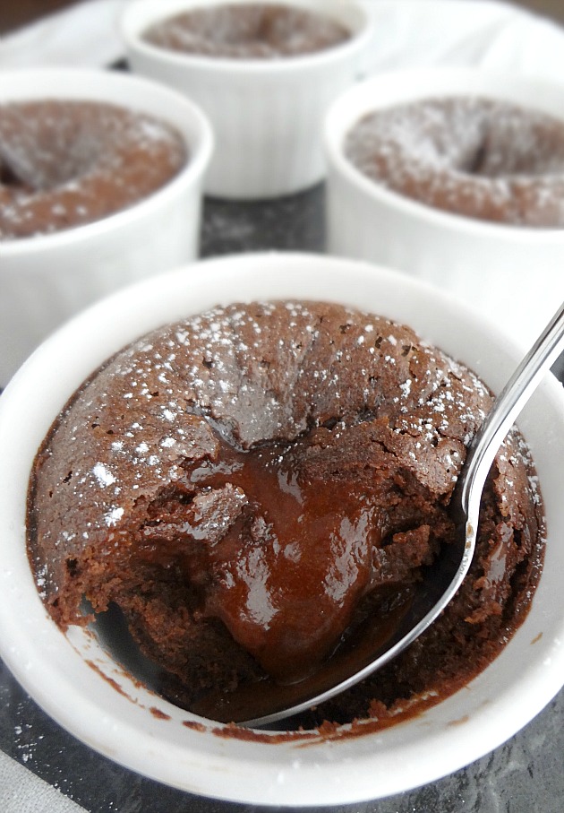The Cooking Actress Melting Chocolate Cakes
