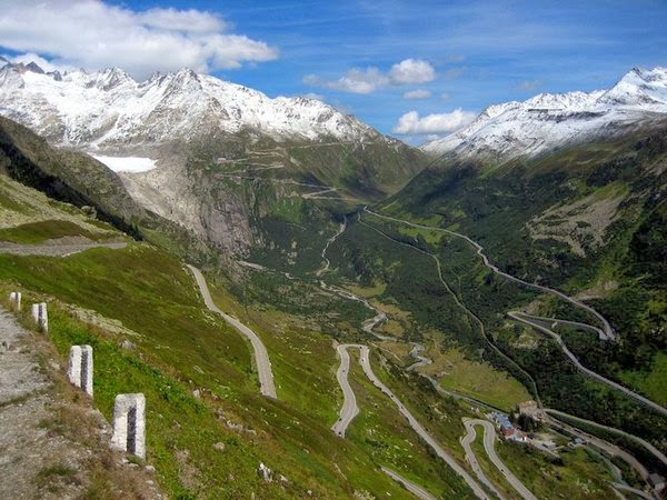 Beautiful Roads You Want To Try